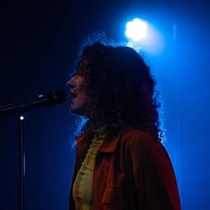 Meet your Posher, Lena